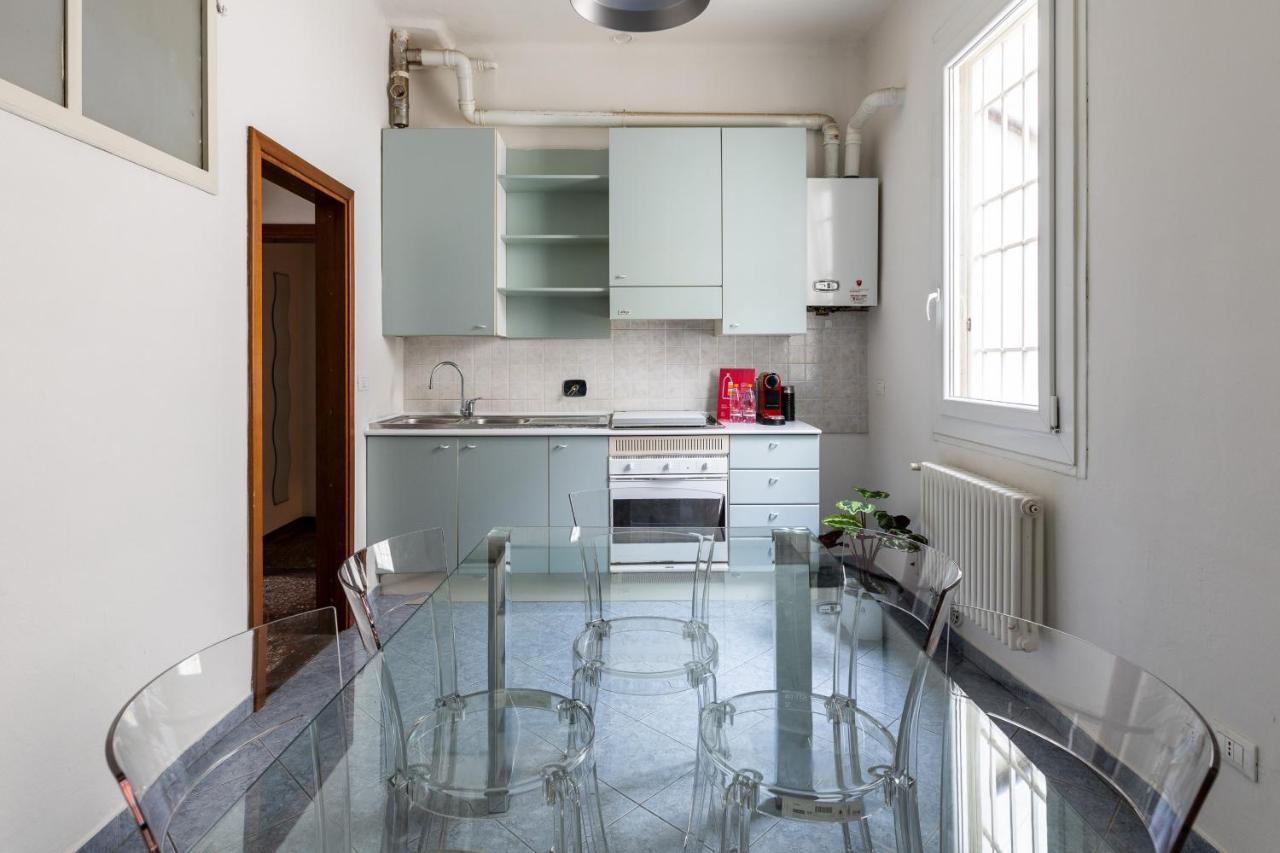 Alessandrini Apartment Alla Finestrella By Wonderful Italy Bolonia Exterior foto