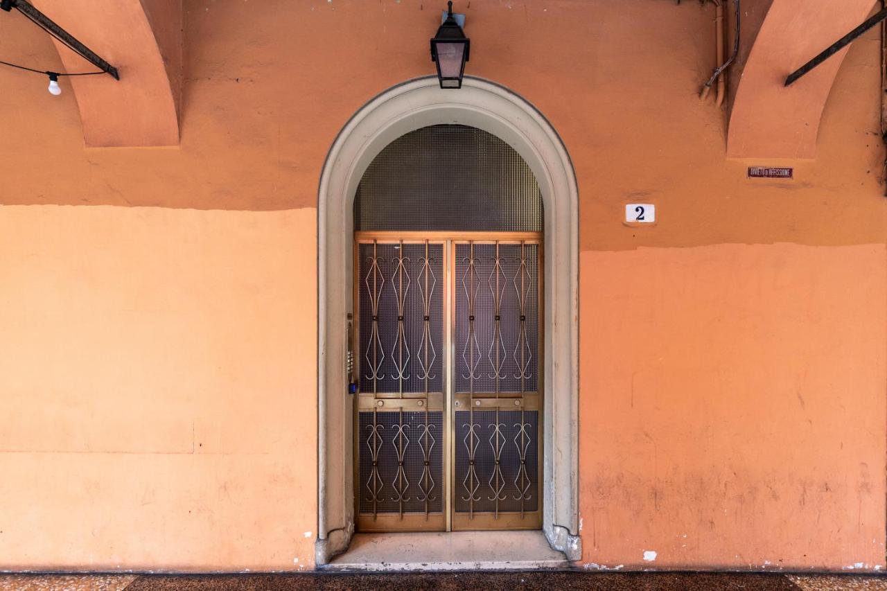 Alessandrini Apartment Alla Finestrella By Wonderful Italy Bolonia Exterior foto