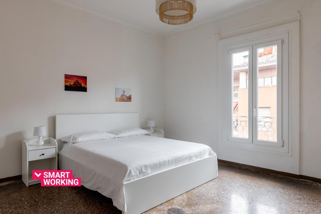 Alessandrini Apartment Alla Finestrella By Wonderful Italy Bolonia Exterior foto